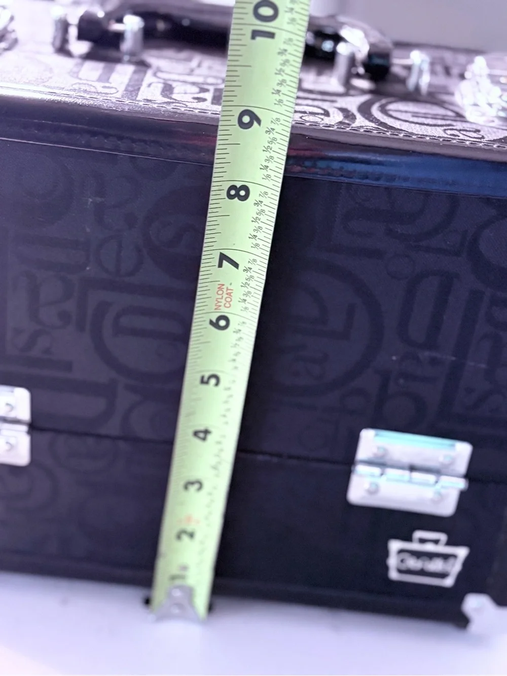 Black Caboodle Patterned Make Up Case w/Metal Hardware & Keys